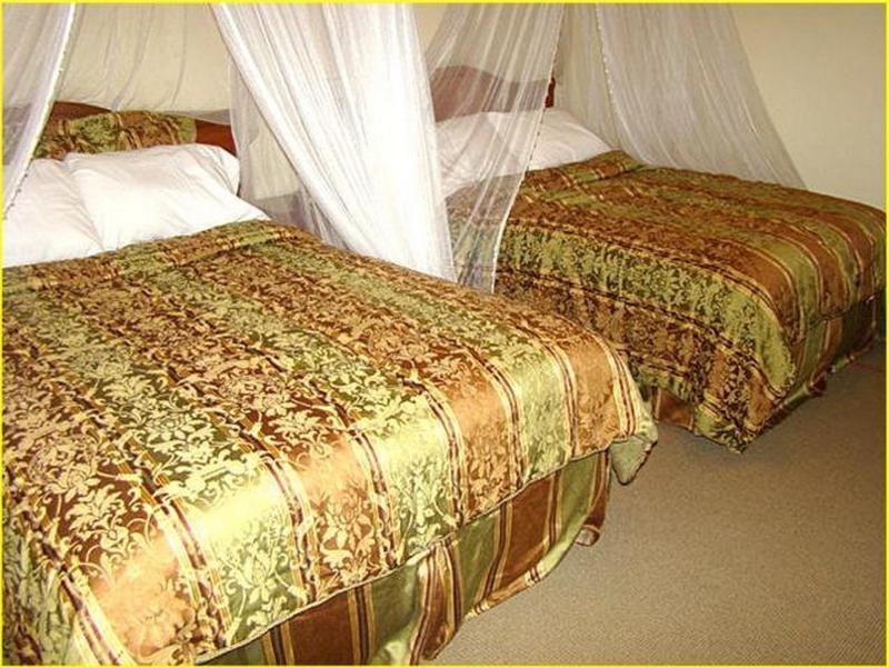 Executive Airport Hotel Энтеббе Экстерьер фото