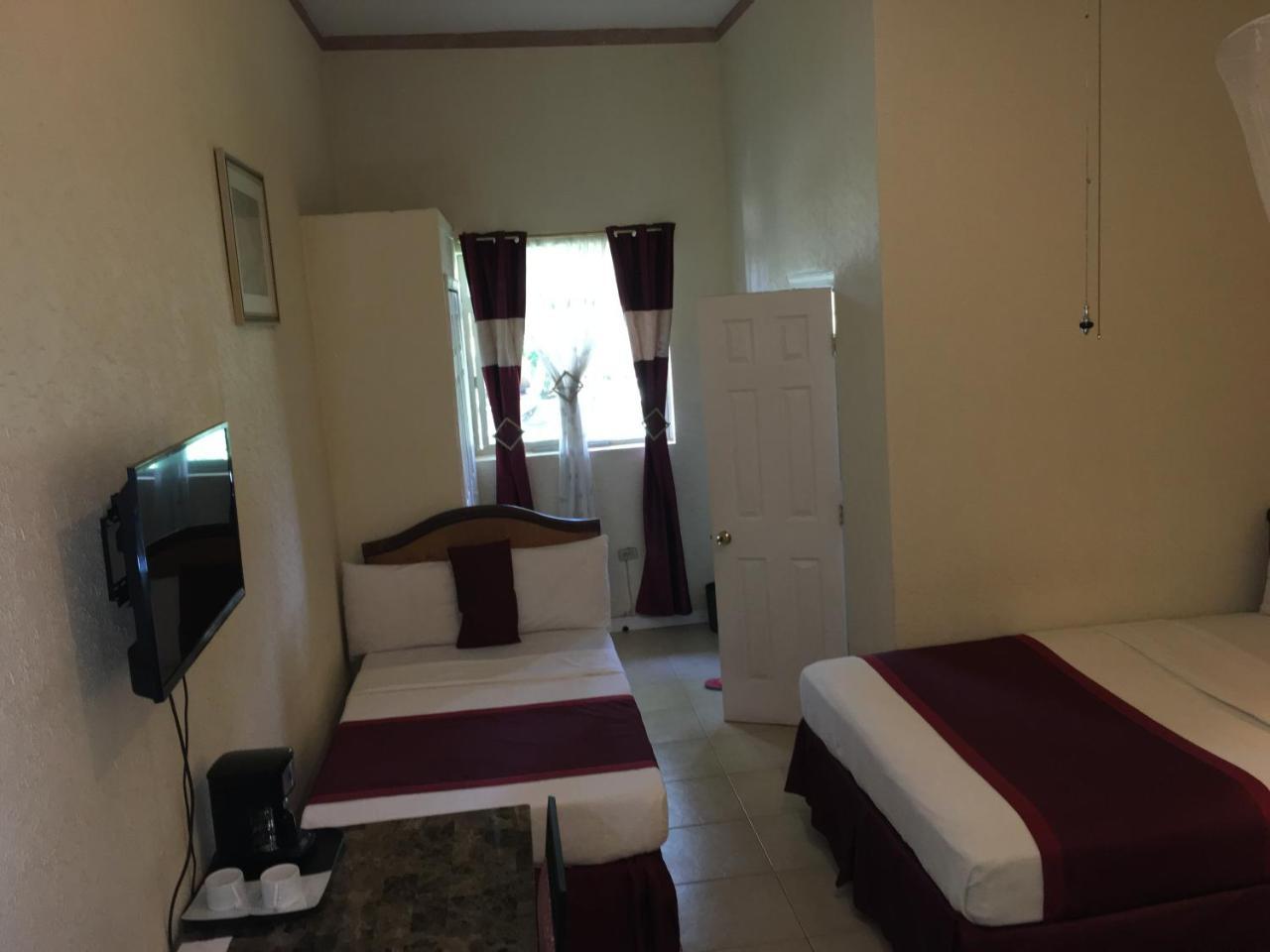 Executive Airport Hotel Энтеббе Экстерьер фото
